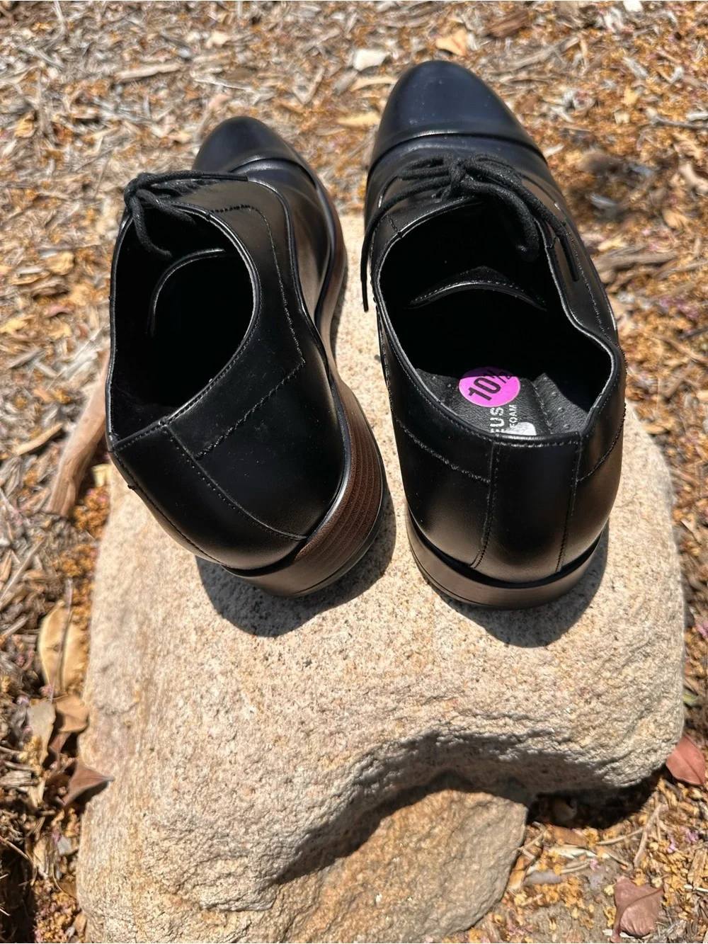 Van Heusen sleek black